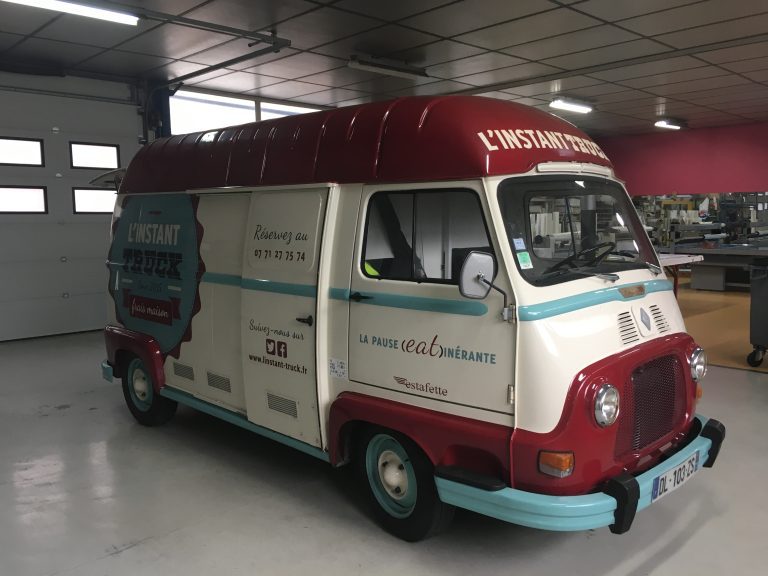 marquage enseigne et logo camion